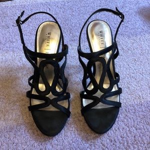White House Black Market stunning heels